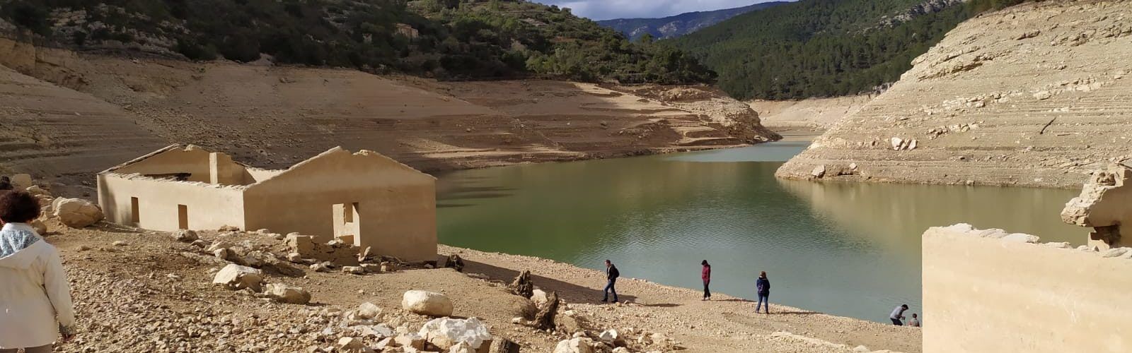 22 fotos de l’embassament d’Ulldecona, amb molt poca aigua