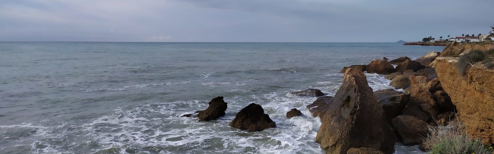 El “parte” del temps: ni gota d’aigua, però els models donen aigua per a demà