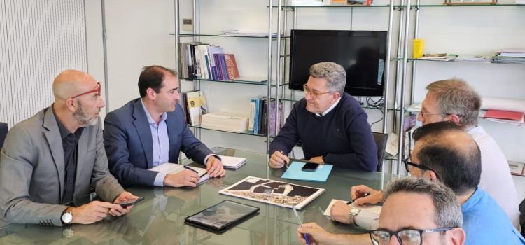 L’Ajuntament es reuneix amb la Direcció General de Ports