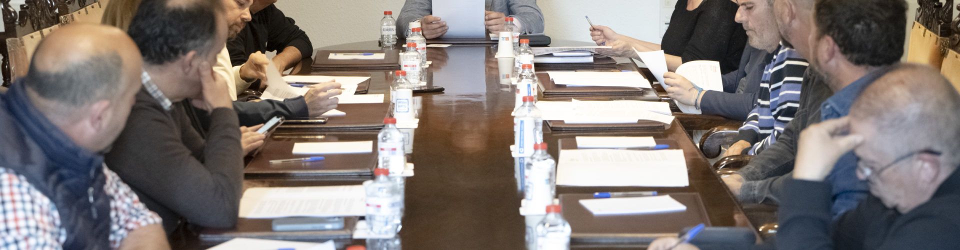 La Diputació de Castelló presenta a les confraries de la província les bases que regiran les ajudes dirigides al sector per a aconseguir una millor eficàcia i eficiència