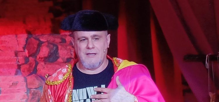 Xavi Castillo porta de nou el seu humor corrosiu a Vinaròs