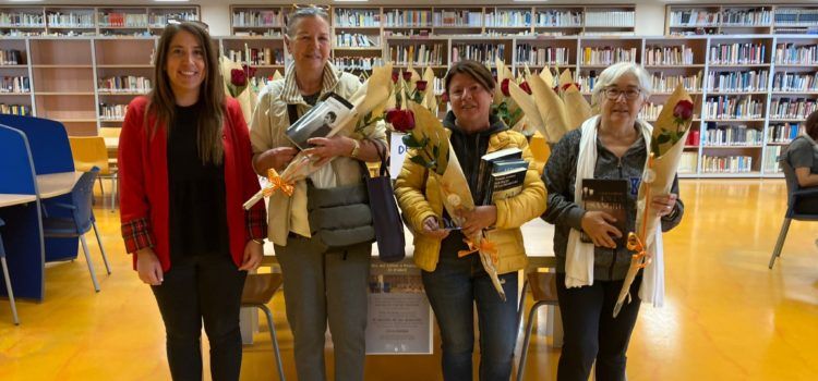 Peñíscola celebrará el Día del Libro con la entrega de rosas rojas a quienes participen de las actividades en la Biblioteca