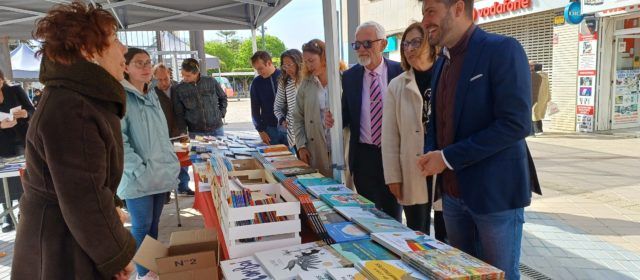 Una àmplia programació ompli el centre de Benicarló pel Dia del Llibre