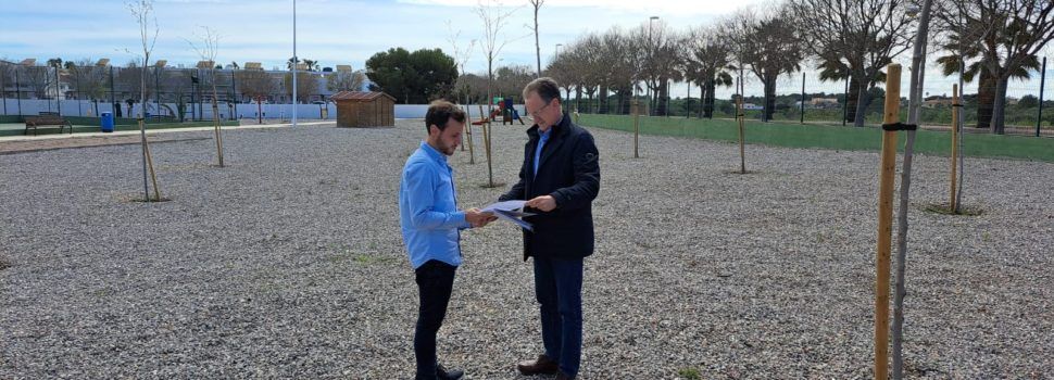 La zona recreativa del carrer Llevant d’Alcossebre es completarà amb barbacoa, berenadors, nous banys i millor il·luminació