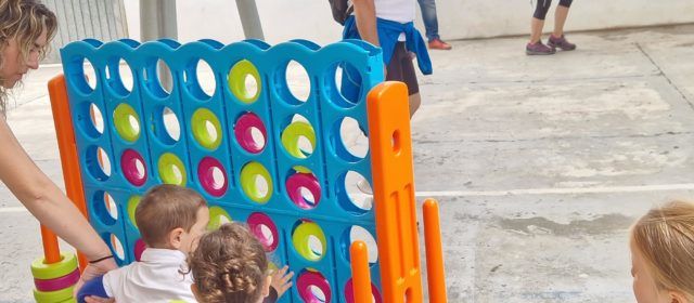 Dia de la Família amb un Family Park de jocs tradicionals