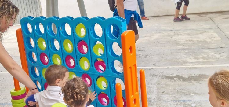 Dia de la Família amb un Family Park de jocs tradicionals