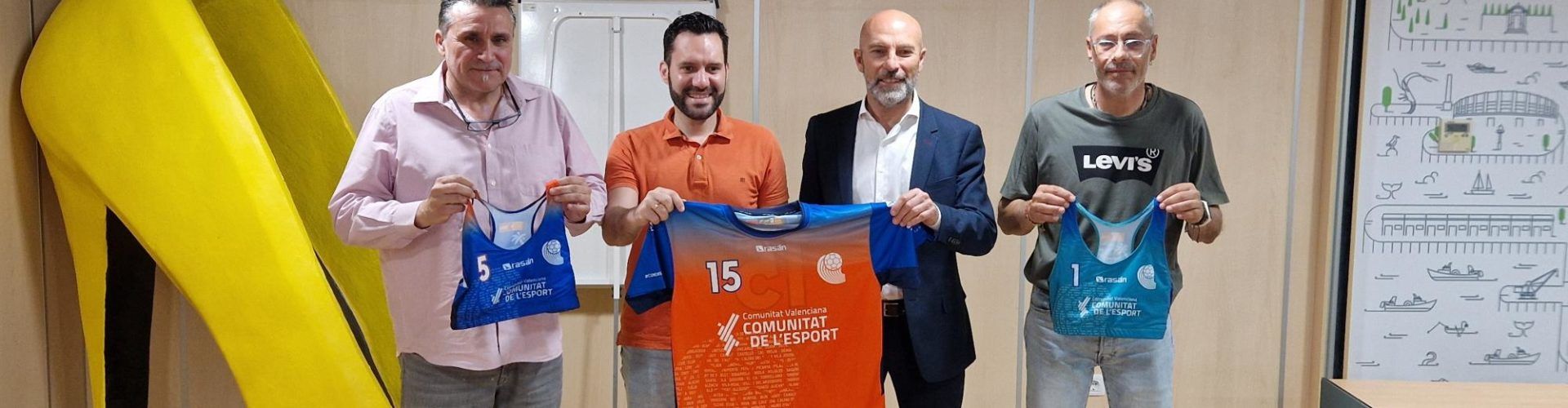 Torneig d’Handbol Platja, al Fortí, amb 49 equips i més de 80 partits