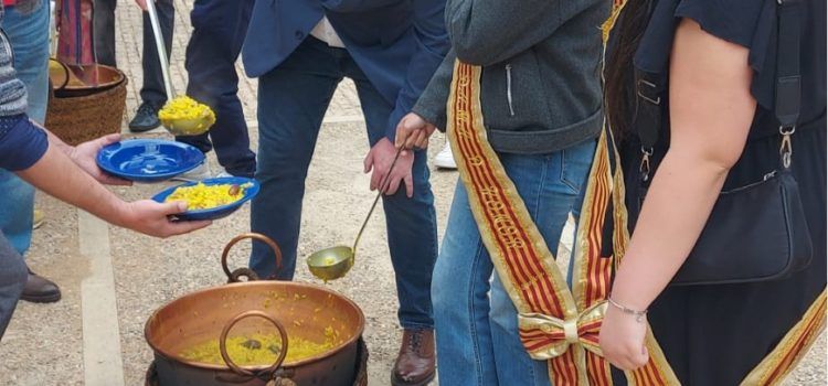 Sant Jordi despide sus fiestas patronales con su tradicional romería al Real Santuario de la Mare de Déu