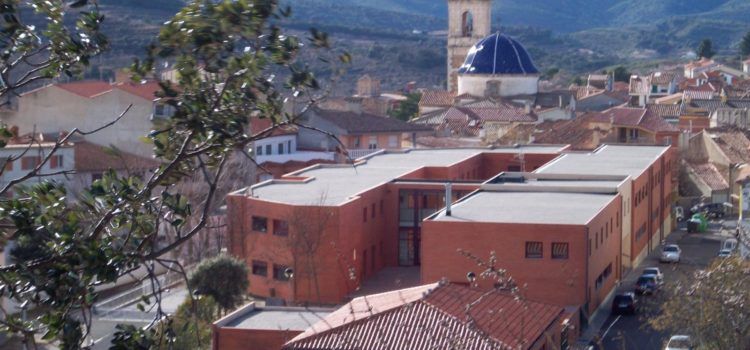 El Consell Escolar de Benassal demana a Educació que no elimine una unitat de primària en el col·legi Alcalde Fabregat