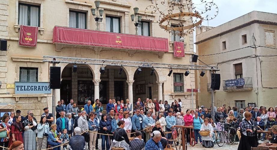La Festa del Mercat a la Plaça a Amposta, dedicada als molins arrossers