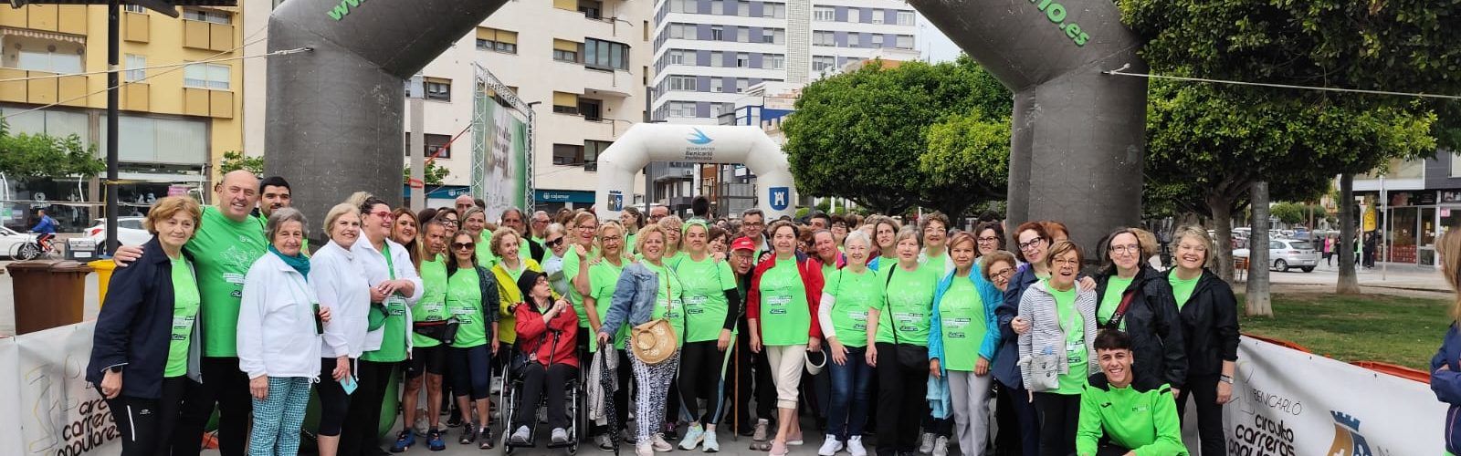 Més de 300 persones participen en la III Marxa contra el Càncer a Benicarló