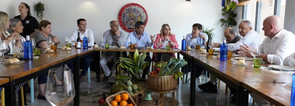 Marta Barrachina i Carlos Mazón es reuneixen amb el sector agrícola de Benicarló
