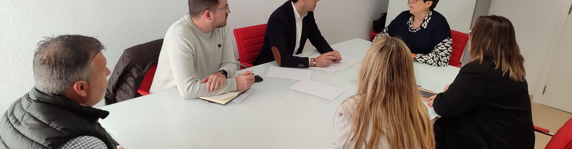 Càlig reivindica a la Diputació l’adequació de les carreteres que connecten amb el municipi
