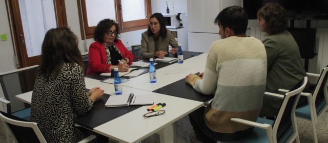 La Mancomunitat Alt Maestrat i Diputació sumen esforços per a garantir serveis socials de qualitat a l’interior