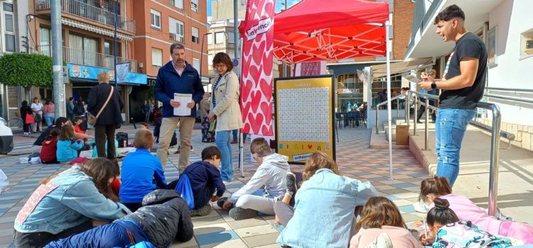 L’AVL promociona el valencià a Benicarló amb activitats per a totes les edats