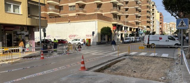 La Regidoria d’Obres i Serveis continua amb la millora dels passos de vianants