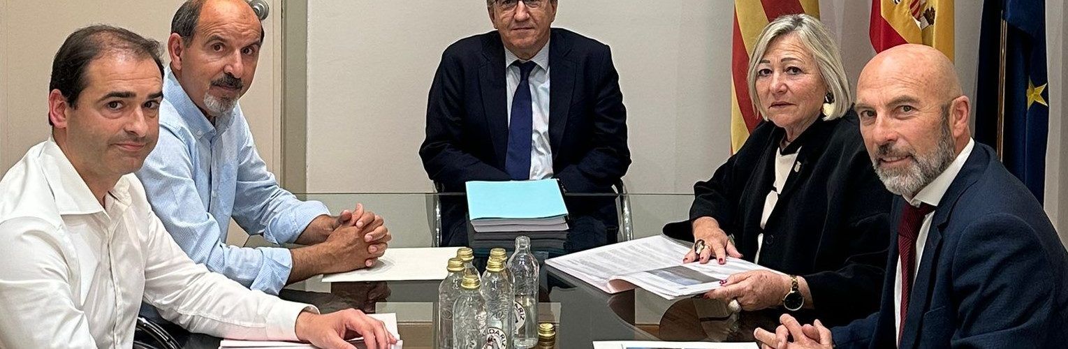 El govern municipal trasllada al conseller d’Educació les necessitats de Vinaròs