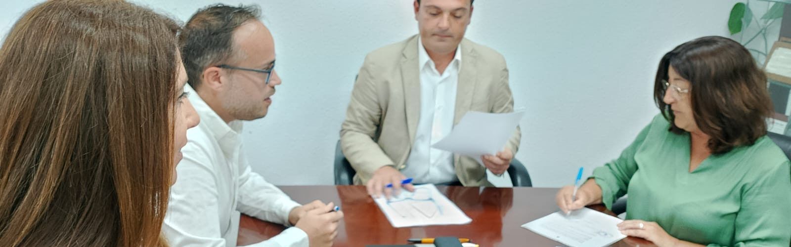 L’Ajuntament de Peníscola dóna continuïtat al seu compromís amb l’Associació Cultural de Moros i Cristians