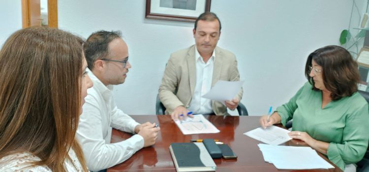 L’Ajuntament de Peníscola dóna continuïtat al seu compromís amb l’Associació Cultural de Moros i Cristians