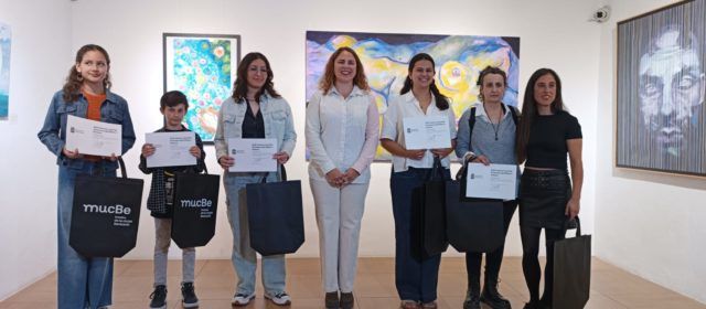 Lara Pitarch i Ailín Núñez guanyen a Benicarló el Concurs de Primavera de Dibuix i Pintura