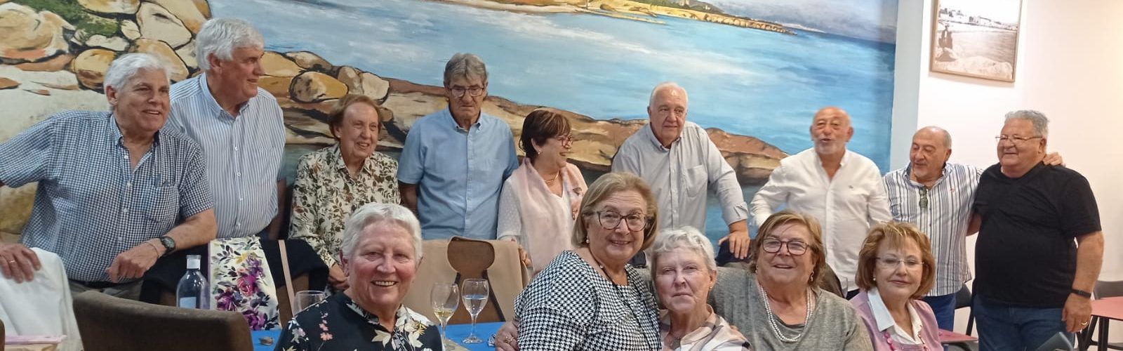 Reunió d’alumnes que inauguraren el Liceo Quijote fa 60 anys