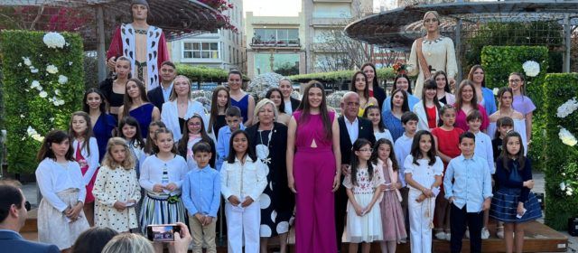 Blanca Lázaro Ferreres i Gisele Domenech Nieto, reines de la Fira i Festes de Sant Joan i Sant Pere 2024
