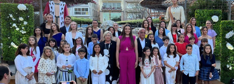 Blanca Lázaro Ferreres i Gisele Domenech Nieto, reines de la Fira i Festes de Sant Joan i Sant Pere 2024