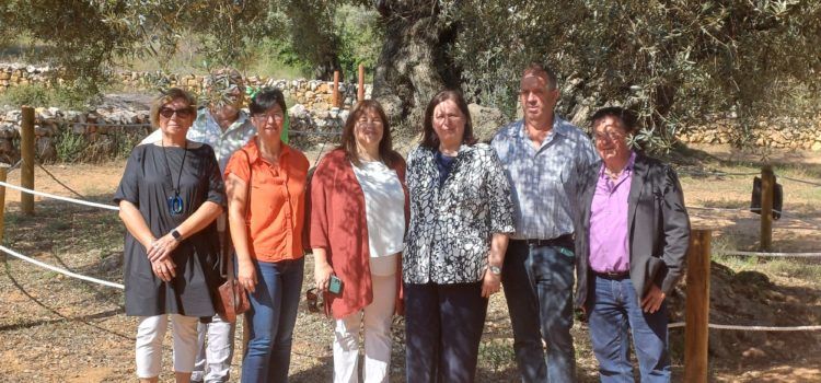 Begoña García Bernal, Secretaria Estado Agricultura, visita los Olivos Milenarios del Territorio Sénia