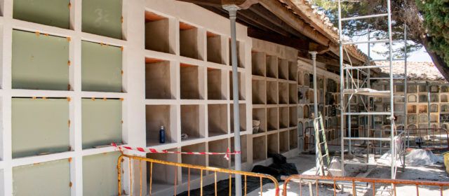 32 ninxos nous al cementeri de Morella