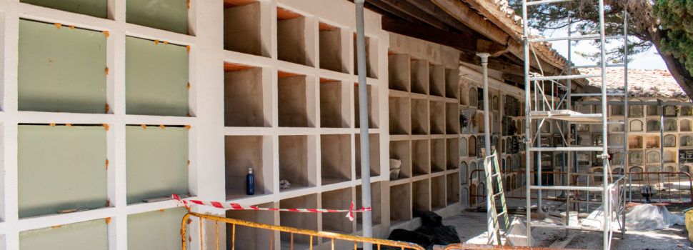 32 ninxos nous al cementeri de Morella