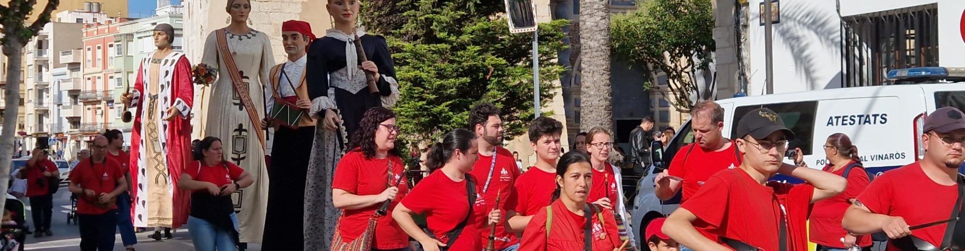 La Vespra de Corpus amb la colla de nanos i gegants de Vinaròs