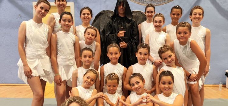 El Gimnàs Gentsana de Vinaròs participa en una exhibició a L’Atmella de Mar