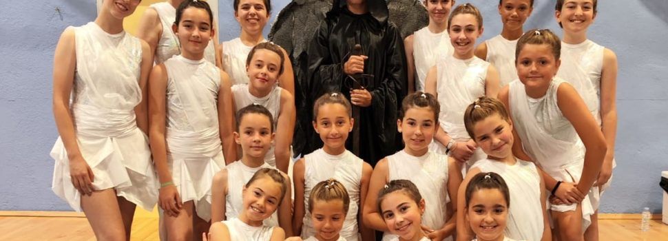 El Gimnàs Gentsana de Vinaròs participa en una exhibició a L’Atmella de Mar