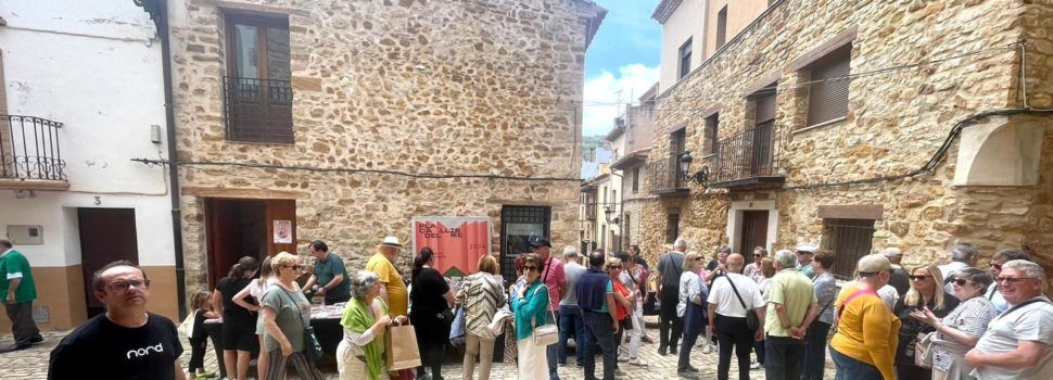 Benassal reivindica la literatura valenciana en la I Fira Mostra la teua llengua