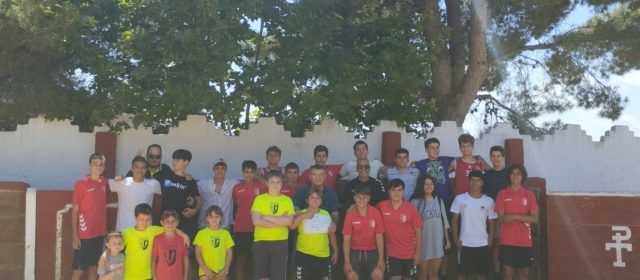El Club Balonmano Vinaròs celebra les paelles de fi de Temporada