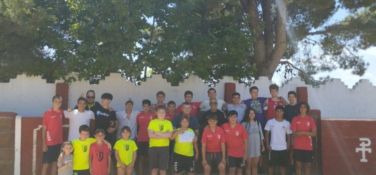 El Club Balonmano Vinaròs celebra les paelles de fi de Temporada