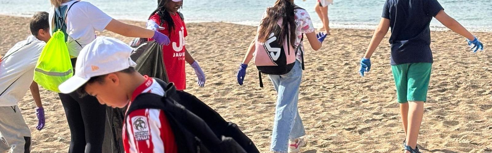El CEIP Jaume I celebra el Dia Mundial contra la “basuraleza”