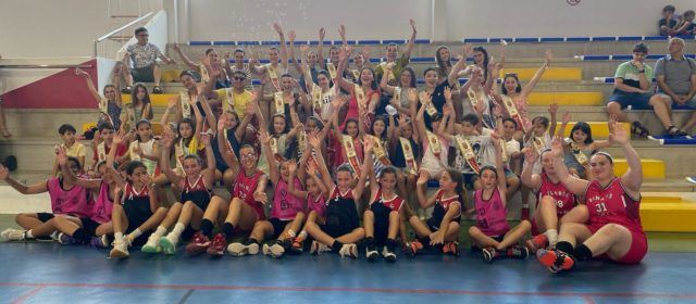 Exhibició per festes del Club Bàsquet de Vinaròs