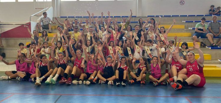 Exhibició per festes del Club Bàsquet de Vinaròs