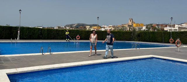 Canet lo Roig obri des de demà la piscina per a la qual el consistori ha invertit 7.448,76 euros en la compra d’aigua no potable