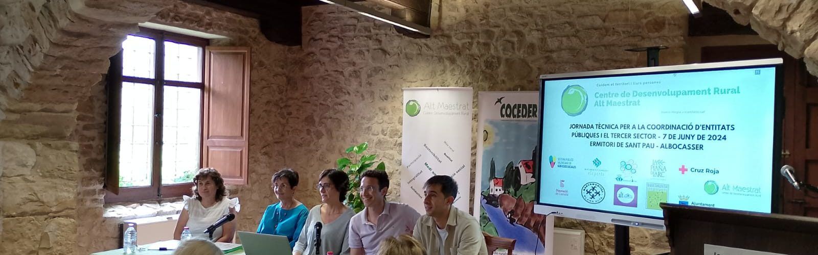 La Mancomunitat Alt Maestrat aporta la seua visió en una jornada de millora dels serveis socials de l’interior rural