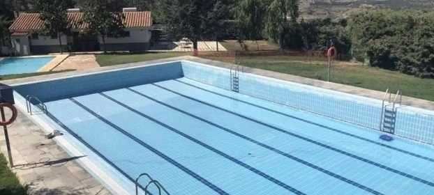 Las piscinas municipales, ante un verano incierto por la extrema sequía, como en Morella