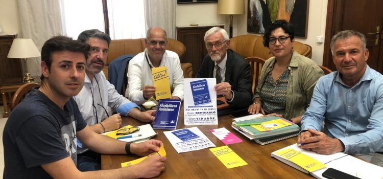 L’Ajuntament de Benicarló dona suport al treball de l’associació Alcohòlics Anònims