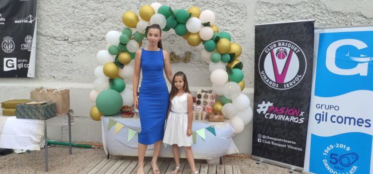 El Club Bàsquet Vinaròs Servol presenta les seues dames de festes