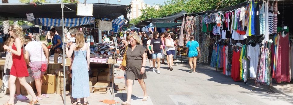 El mercat ambulant del dijous se celebrarà durant la Fira i Festes de Sant Joan i Sant Pere
