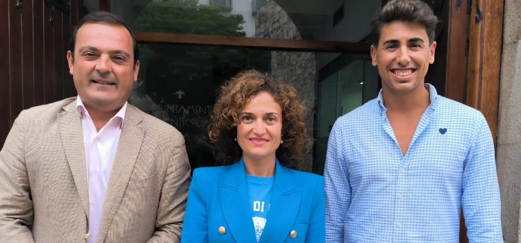 La reconeguda farmacèutica Rosa Arnau Salvador, Mantenidora de les Festes Patronals de Peníscola 2024