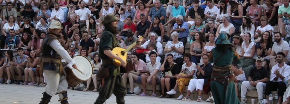 Desfilada i acte de cloenda de la XXVII Festa del Renaixement de Tortosa