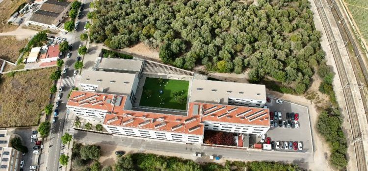 Fotos des de dalt del Centre de Dia i Residència L’Onada