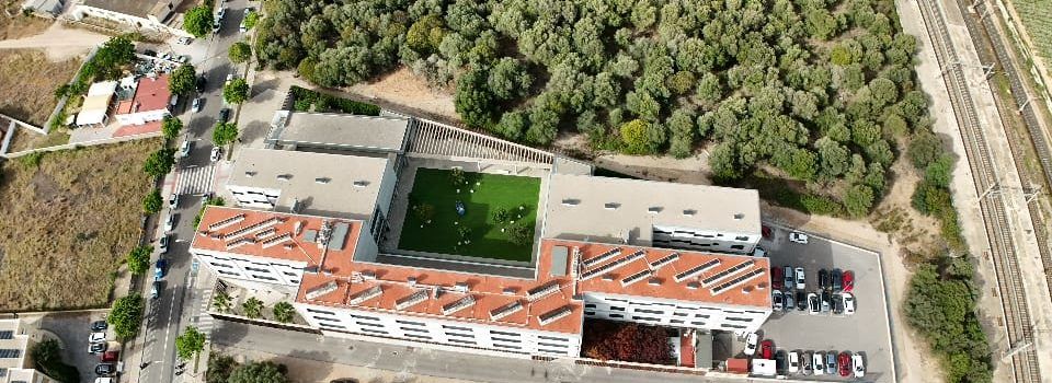 Fotos des de dalt del Centre de Dia i Residència L’Onada