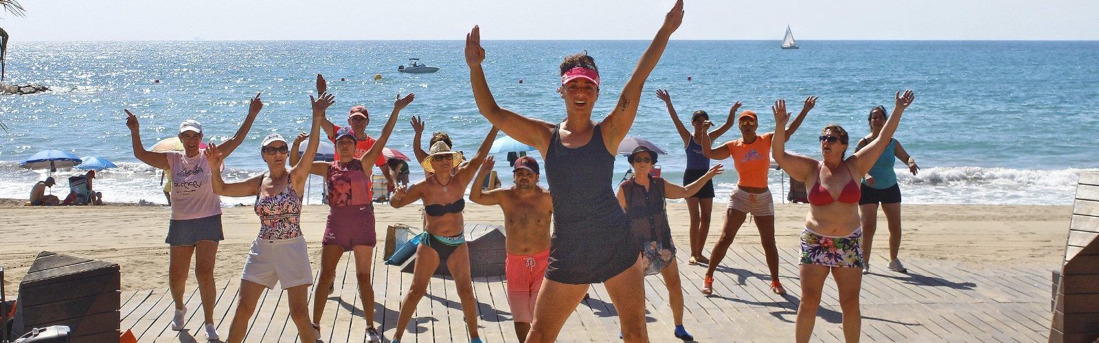 Aerobic a la plajta del Fortí amb Eva Miralles